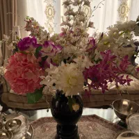 گلدان وگل مصنوعی