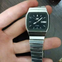 سیکو پشت شیشه ای