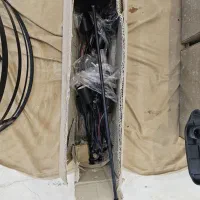 لوستر فلزی خورشیدی و عنکبوتی ۱۶ شعله|لوستر و چراغ آویز|اهواز, ۲۴ متری|دیوار