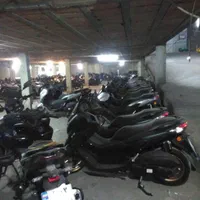 اجاره  ملک تجاری ۱۷۰۰ متری در گمرک