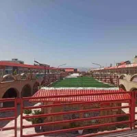 دوباب مغازه کنار هم و موقعیت مشتری پسند بازار