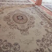 ۴عددفرش ۶متری  شیک تمیزوسالم رنگ کرم روشن