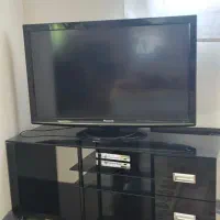 تلویزیون ۴۲ اینچ پاناسونیک ومیز تلویزیون و دیجیتال