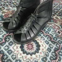 تعدادی کفش زنانه|کیف، کفش، کمربند|بروجرد, |دیوار