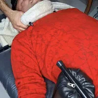 ماساژ زالو درمانی