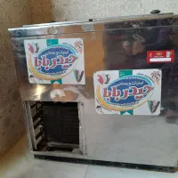 یک عدد یخچال بستنی کار کرده بفروش میرسد