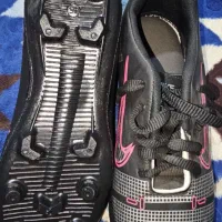 کفش چمنی|تجهیزات ورزشی|بم, |دیوار