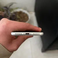 SE 2 (2020) سفید ۱۲۸ گیگ