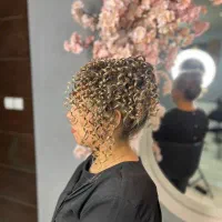 شینیون|خدمات آرایشگری و زیبایی|اصفهان, کوجان|دیوار