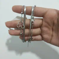 دستبند دولاین|بدلیجات|سبزوار, قلعه‌نو دهزار|دیوار