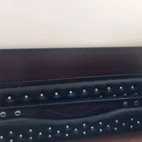 تخت دونفره کارکرده تمیز به همراه تشک هاش