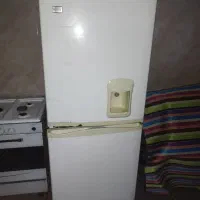 یخچال اسنووا به همراه اجاق گاز پادیسان فر دار|یخچال و فریزر|اردبیل, |دیوار