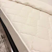 تخت خواب دو نفره و تشک