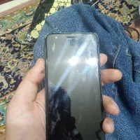 گوشی وکاال vV0 /core