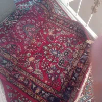سلام فرش دستباف کناره یکم پارگی داره