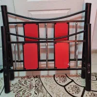 تخت یک نفره فلزی