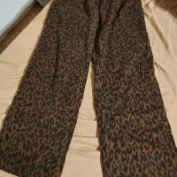 کتونی آدیداس و شلوار پلنگی