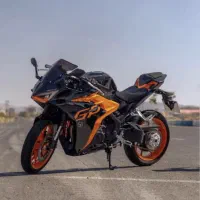 motor|موتورسیکلت|رباط‌کریم, رباط‌کریم|دیوار