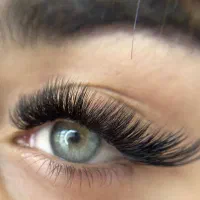 آموزش و خدمات اکستیشن مژه با تخفیف ویژه