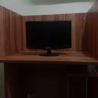 میز کامپیوتر