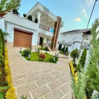 ویلایی مدرن سندتکبرگ255زمین190بنا/3خواب