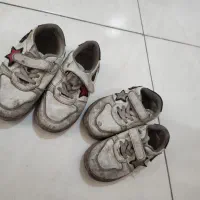 دو جفت کفش بچگانه