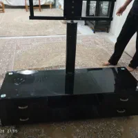 میز تلویزیون در حد نو
