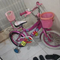 دوچرخه 16|دوچرخه، اسکیت، اسکوتر|پرند, فاز ۴|دیوار