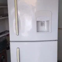 یخچال فریزر بدون برفک فابریک به شرط تعمیرکارخود