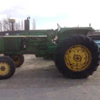 تراکتور جاندیر ۴۲۳۰