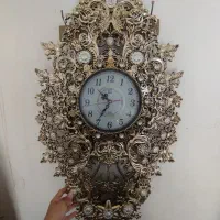 ساعت دیواری کاملا نو