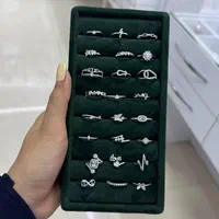 نیم ست نقره زبرجد آغوش بدون اجرت بال دار۶۵۴۰|بدلیجات|تبریز, |دیوار