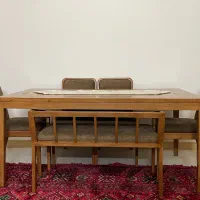 میز غذاخوری