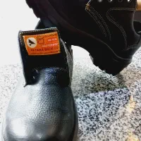 کفش کار و ایمنی سایز ۴۴|کیف، کفش، کمربند|جهرم, |دیوار