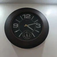 ساعت دیواری