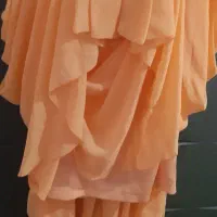 لباس دکولته مجلسی دنباله دار|لباس|لاهیجان, مهرگان|دیوار