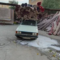 راننده با نیسان یا وانت