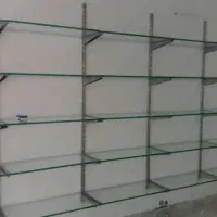 دکور کامل مغازه با رگال وقفسه ی شیشه ای و ام دی اف|فروشگاه و مغازه|یزد, |دیوار