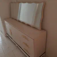 آینه و کنسول