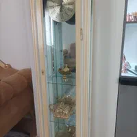 ساعت وسایل داخلش