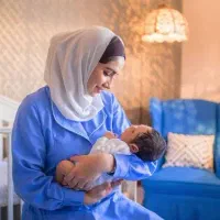 پرستار کودک وخانه