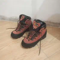 کفش قارتال کیسه خواب کوله گورتکس قایاکوهنوردی