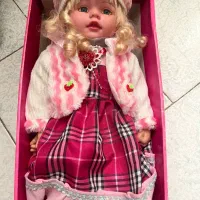 عروسک دختر موزیکال