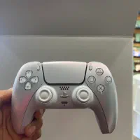 دسته ی ps5 با زمانت فروشگاه