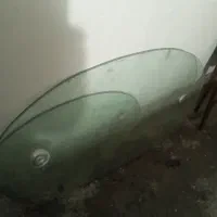 تعدادی شیشه آکواریوم