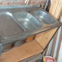 سینک و پایه آهنی