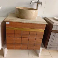 کابین و آینه توالت