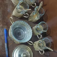 ست چایخوری قدیمی با قندان و قاشق استفاده نشده|ظروف سرو و پذیرایی|رشت, لاکانی|دیوار