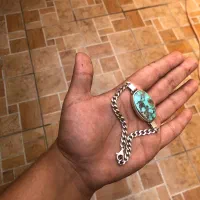 دستبند نقره با فیروزه نیشابوری طرح کارتیر ۹۲۵