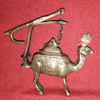 پیسوز شتر برنجی قدیمی و سنگین